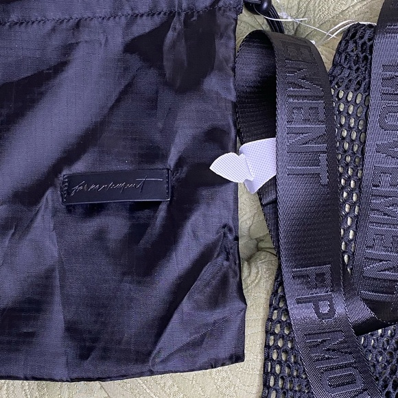 Free People Free Movement Mini Mesh Sling Bag Black NEW Double Bags NWT - Picture 3 of 8